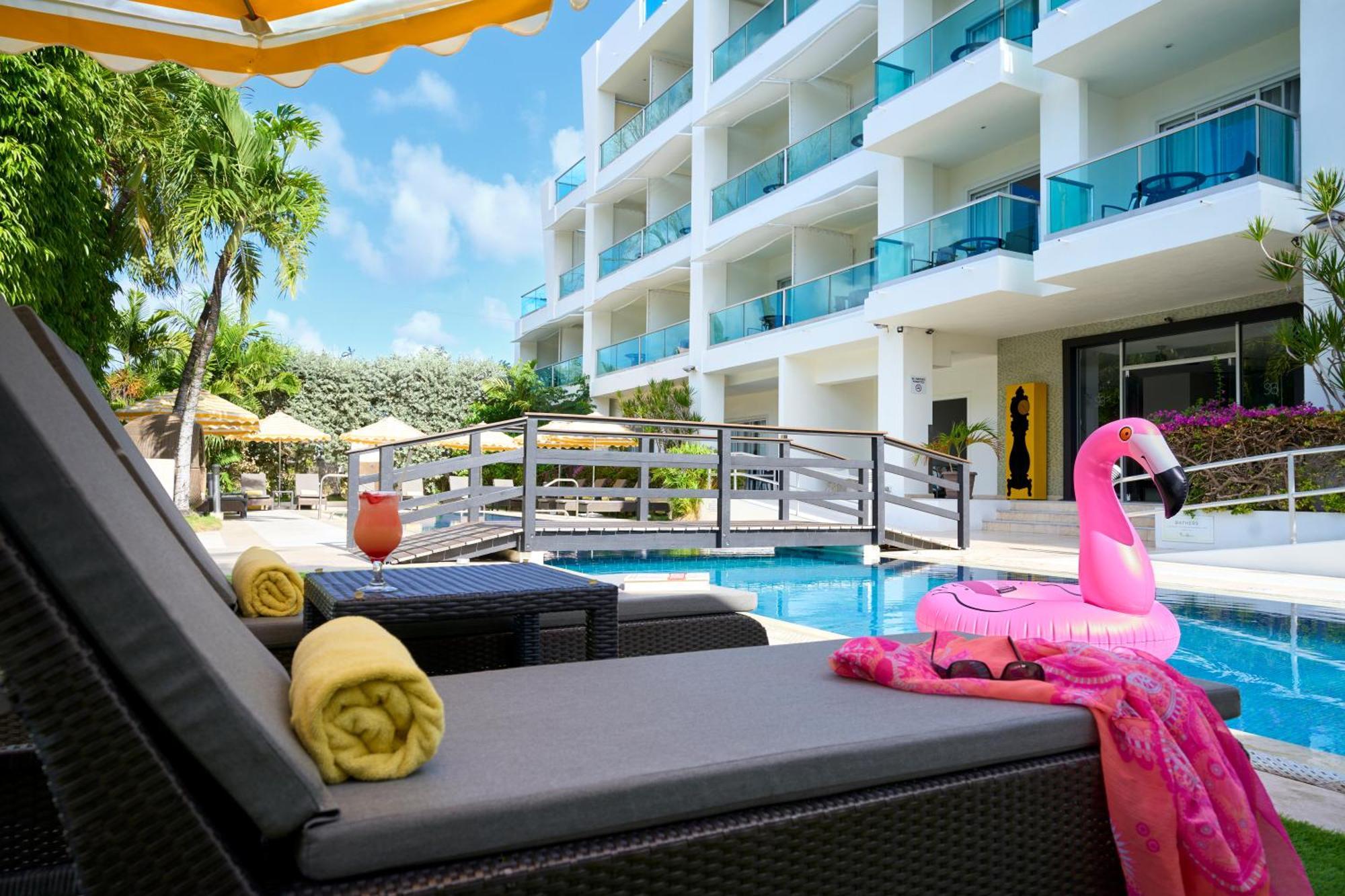The Rockley By Ocean Hotels - Breakfast Included Μπριτζτάουν Εξωτερικό φωτογραφία