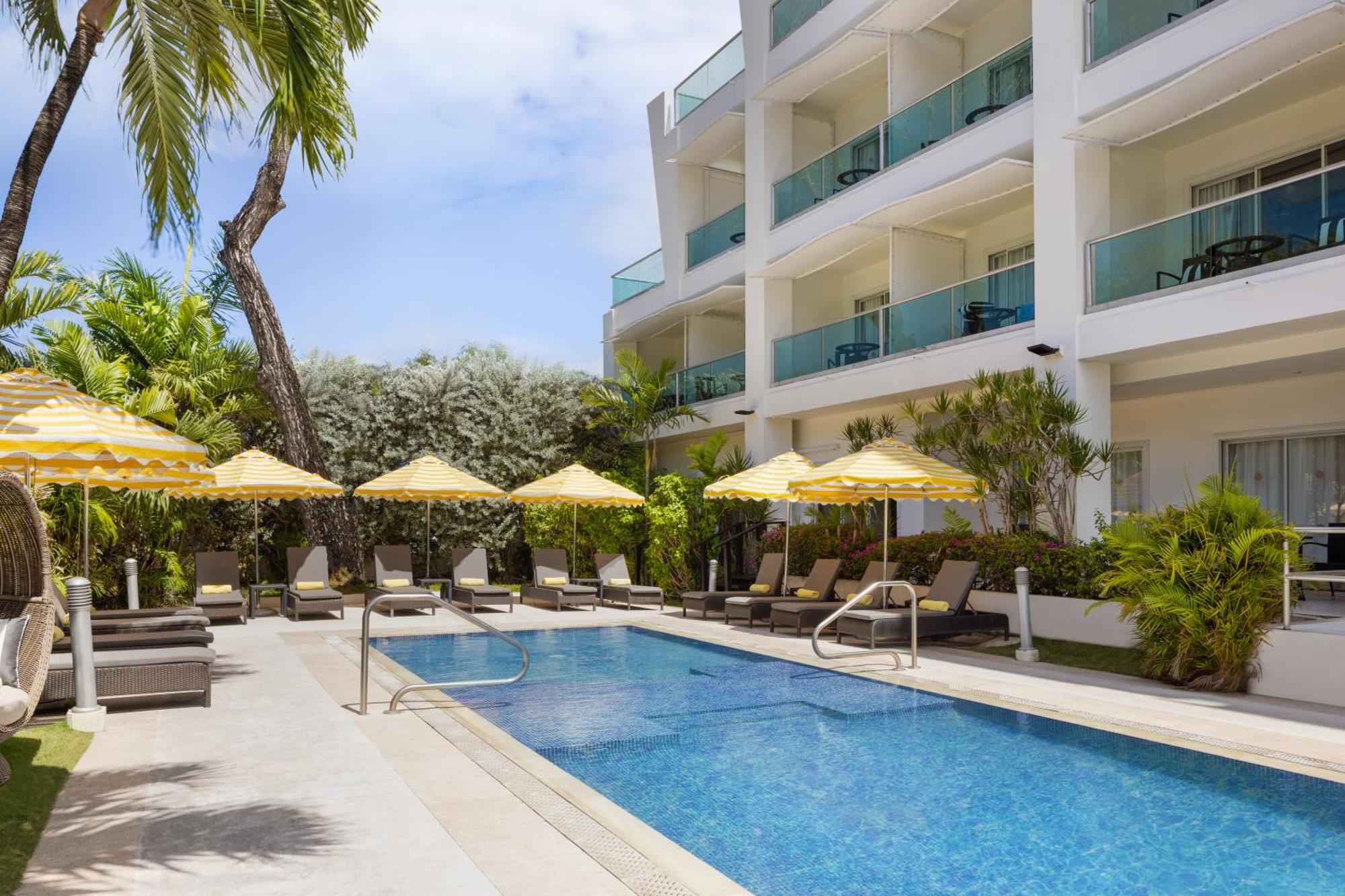 The Rockley By Ocean Hotels - Breakfast Included Μπριτζτάουν Εξωτερικό φωτογραφία