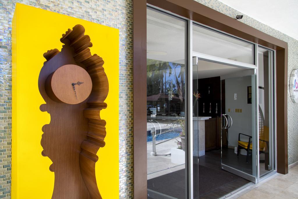 The Rockley By Ocean Hotels - Breakfast Included Μπριτζτάουν Εξωτερικό φωτογραφία